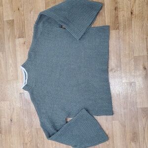 SO Good For Life  Women's Ribbed Crewneck Sweater - Charcoal